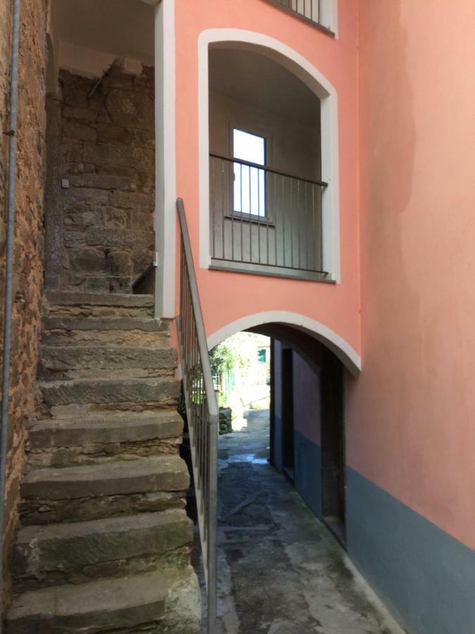 Appartamento Vacanze "Borgo Cinque Terre" Volastra Manarola Екстериор снимка